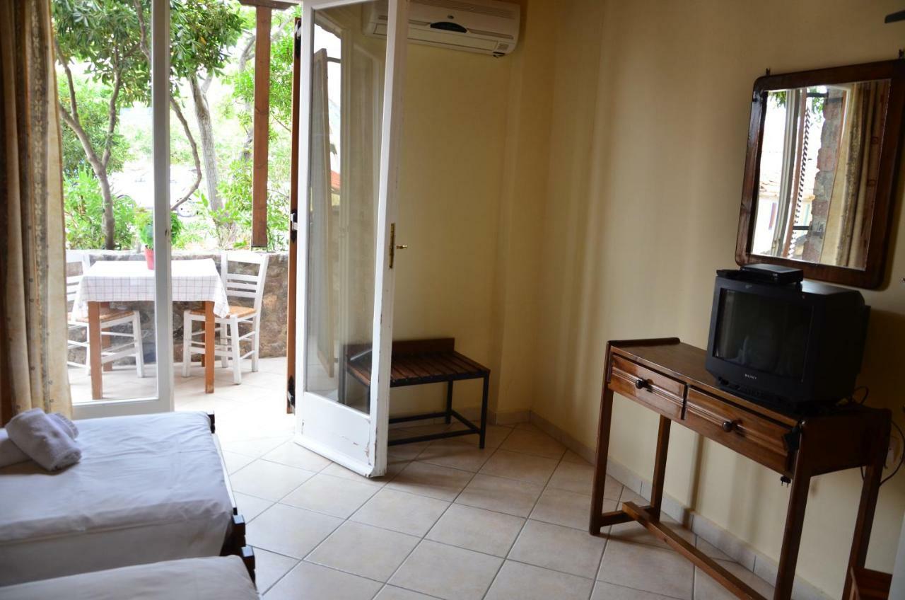 Vagia Beach Apartments, Aegina Island Exterior photo