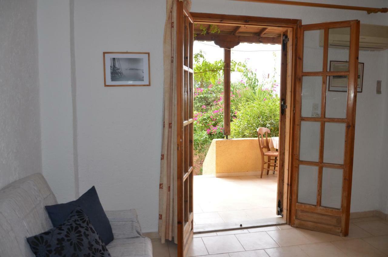 Vagia Beach Apartments, Aegina Island Exterior photo